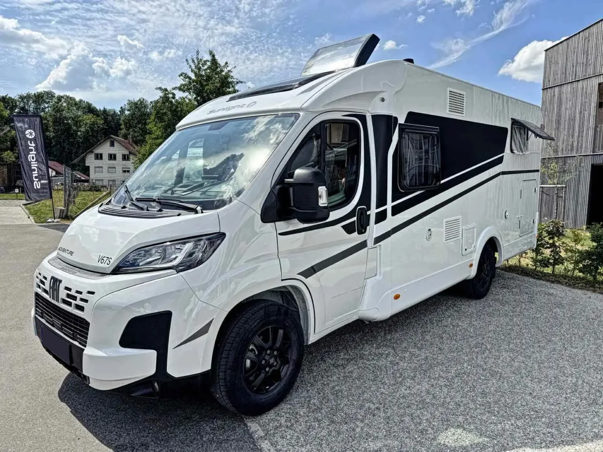 Los Primos Camper